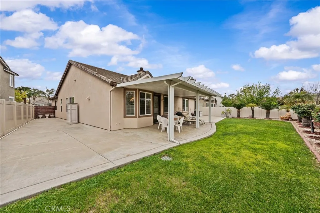 39268 Half Moon Circle, Murrieta, California 92563 home-pic-37