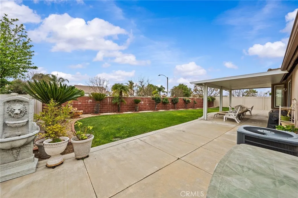 39268 Half Moon Circle, Murrieta, California 92563 home-pic-36