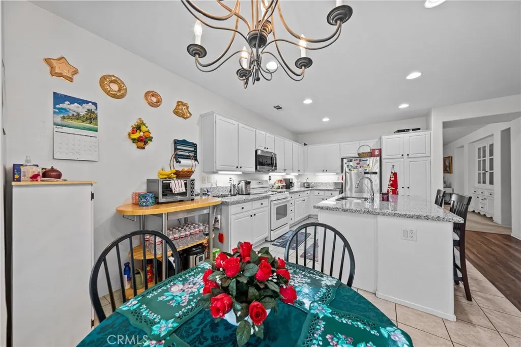 39268 Half Moon Circle, Murrieta, California 92563 home-pic-22