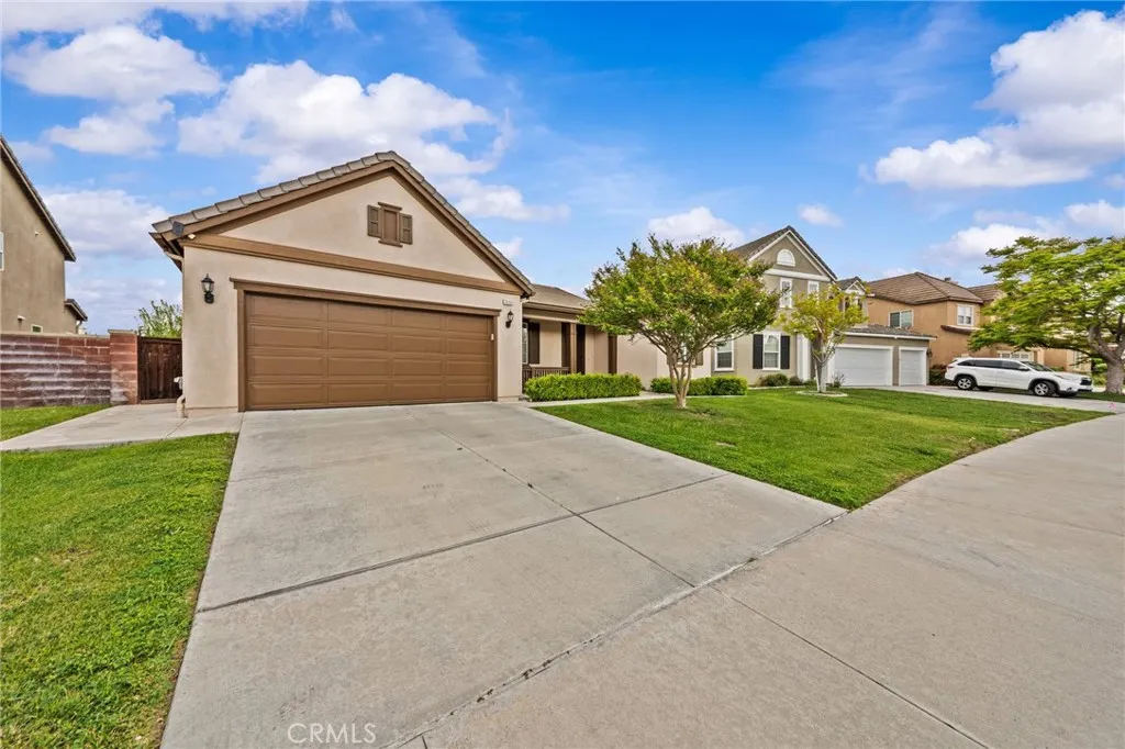 39268 Half Moon Circle, Murrieta, California 92563 home-pic-5