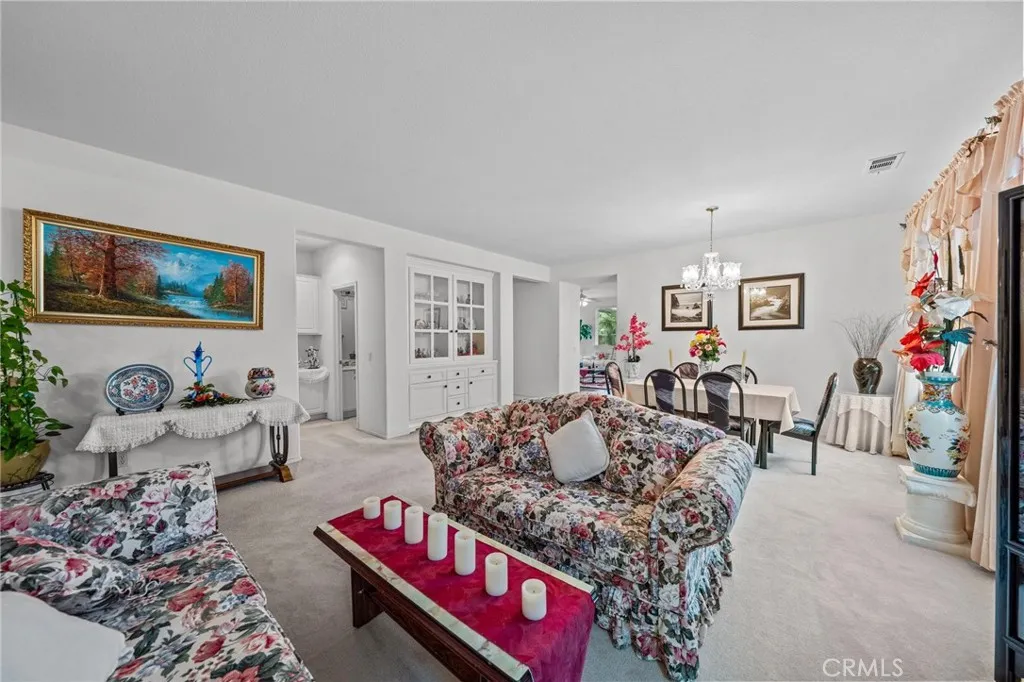 39268 Half Moon Circle, Murrieta, California 92563 home-pic-11