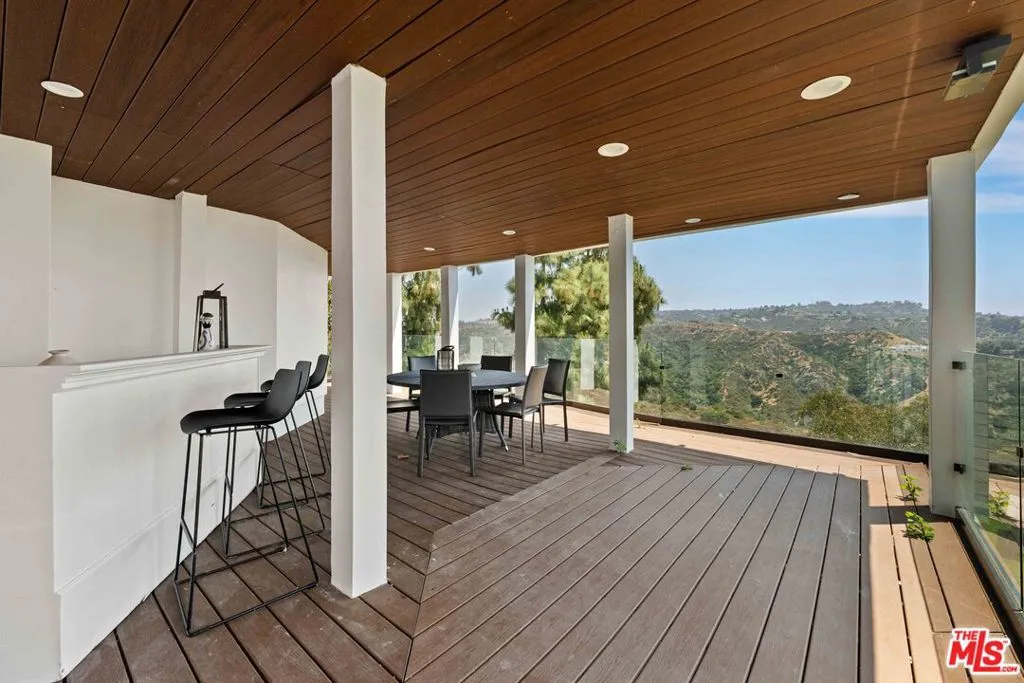 1648 Summitridge, Beverly Hills, California 90210 home-pic-26