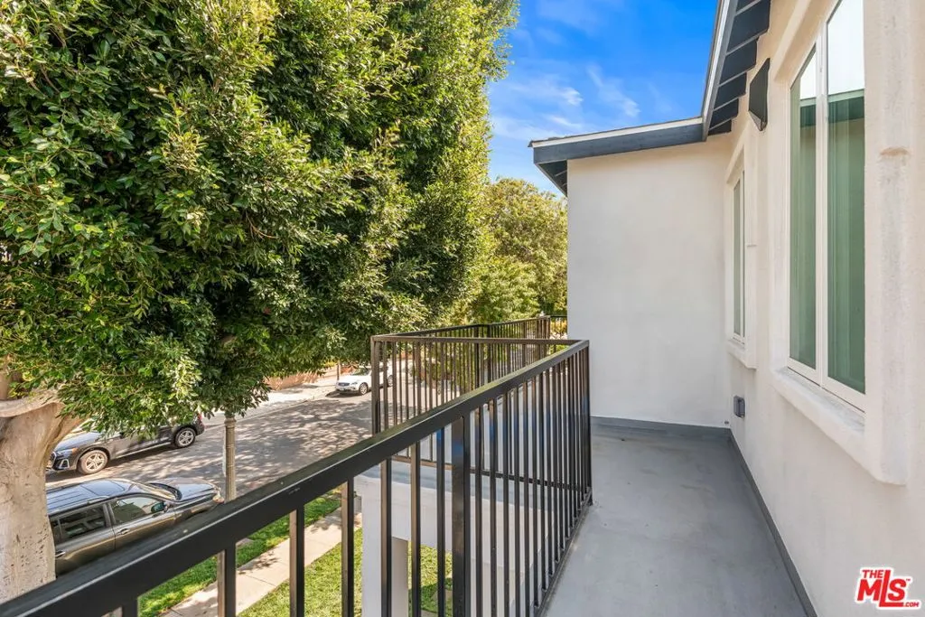 3643 Helms Avenue, Culver City, California 90232 home-pic-26