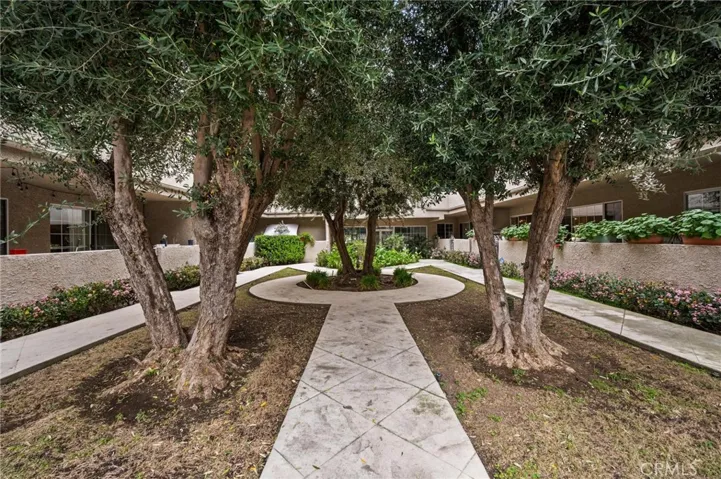 4647 Willis Avenue 207, Sherman Oaks, California 91403