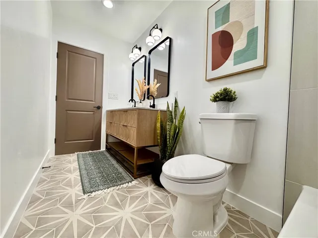 5151 E Walkerton Street, Long Beach, California 90808