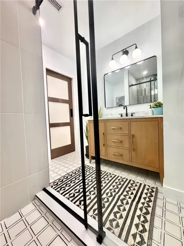 5151 E Walkerton Street, Long Beach, California 90808