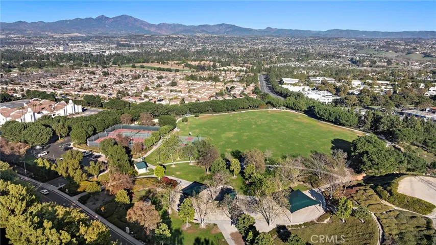 2 Windstar, Aliso Viejo, California 92656