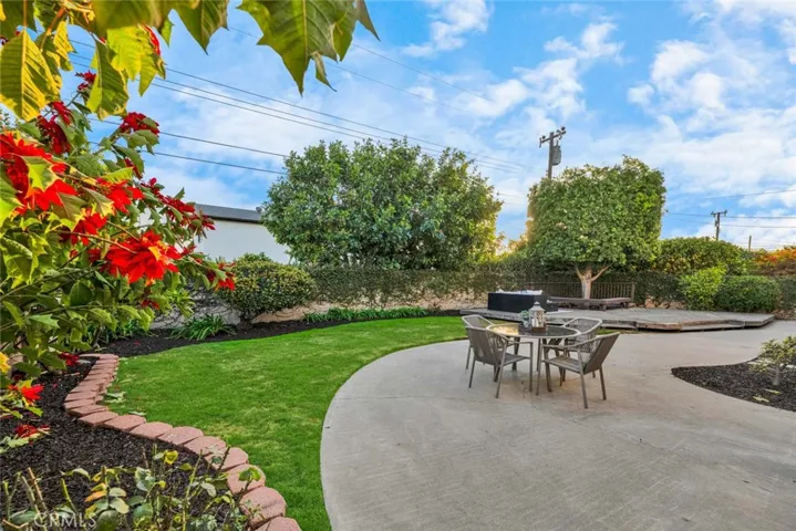 10460 Teal Circle, Fountain Valley, California 92708