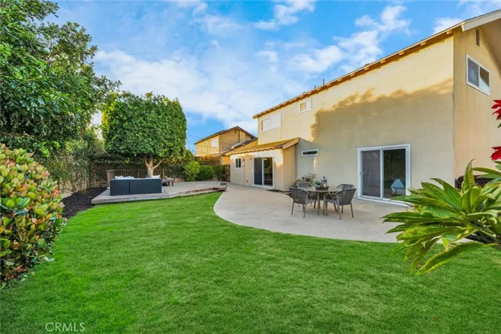 10460 Teal Circle, Fountain Valley, California 92708