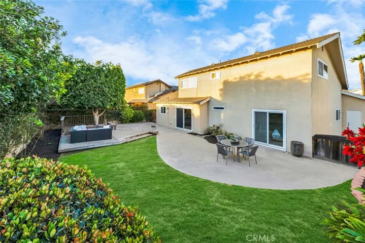 10460 Teal Circle, Fountain Valley, California 92708