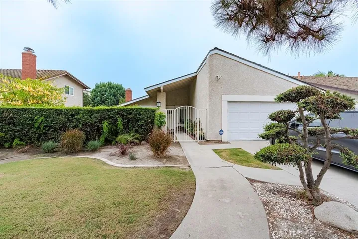 20221 Avenida Barcelona, Cerritos, California 90703