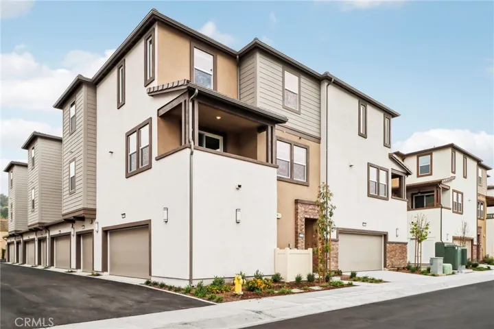 1539 Stratus Drive, Pomona, California 91768