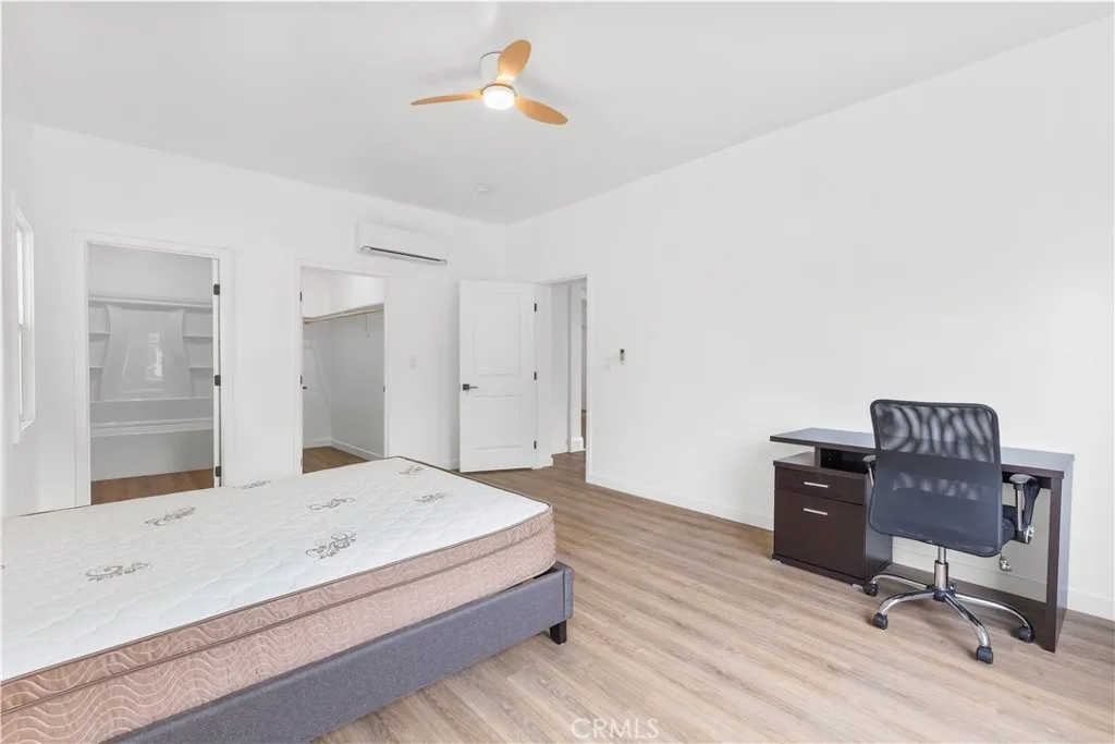 2636 S Normandie Avenue, Los Angeles, California 90007 home-pic-6