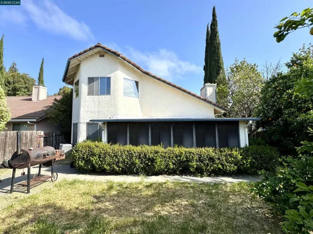 2167 Woolner Ave, Fairfield, California 94533