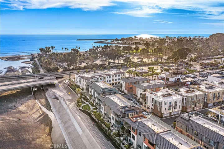 Beach close community - South Cove.