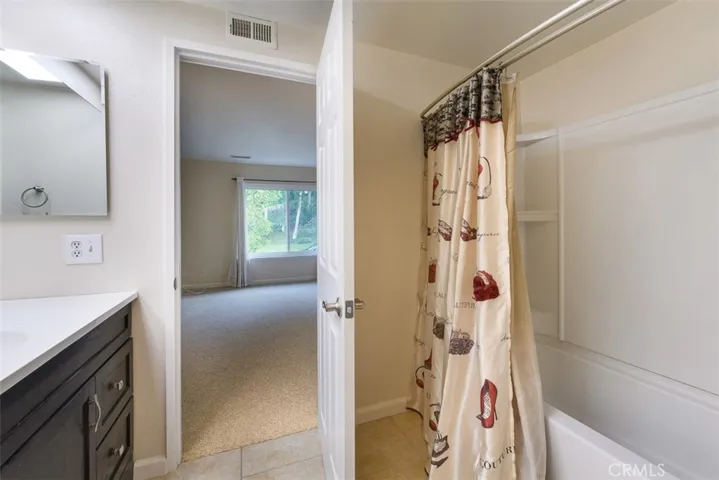 6590 E Camino Vista 3, Anaheim Hills, California 92807