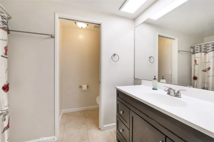 6590 E Camino Vista 3, Anaheim Hills, California 92807