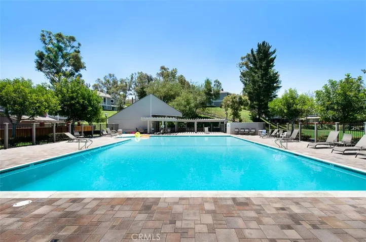 6590 E Camino Vista 3, Anaheim Hills, California 92807