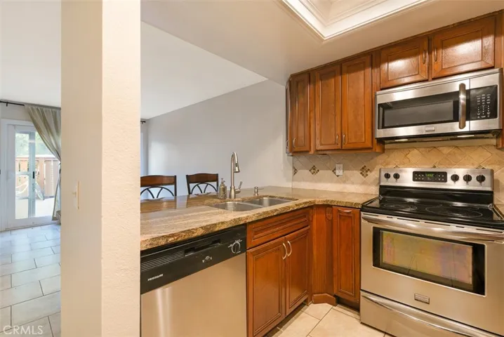 6590 E Camino Vista 3, Anaheim Hills, California 92807