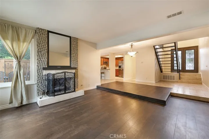 6590 E Camino Vista 3, Anaheim Hills, California 92807