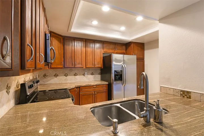 6590 E Camino Vista 3, Anaheim Hills, California 92807