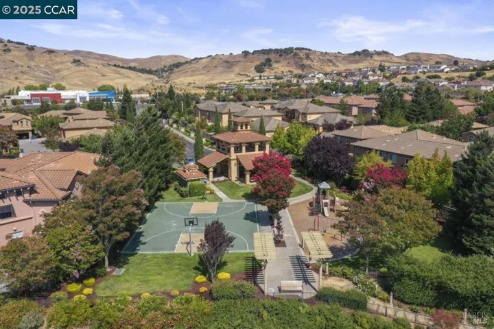 7104 Majestic Ct, Vallejo, California 94591