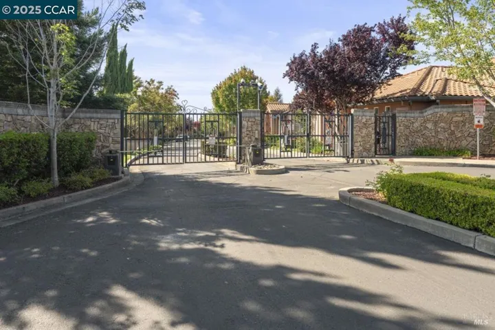7104 Majestic Ct, Vallejo, California 94591