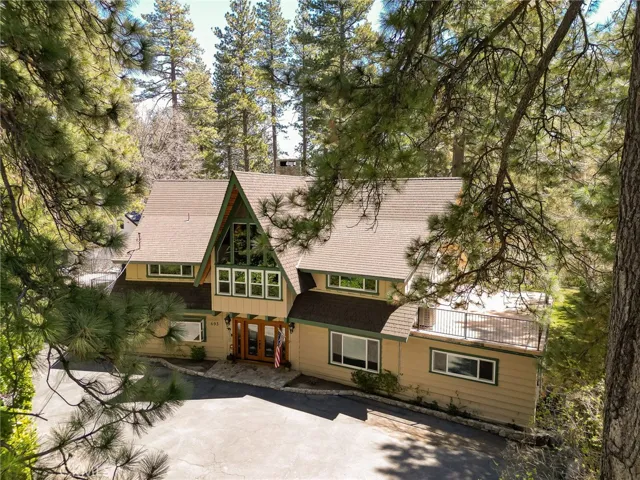 693 Old Meadow Place, Lake Arrowhead, California 92352