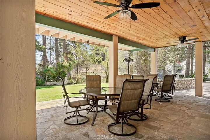 693 Old Meadow Place, Lake Arrowhead, California 92352
