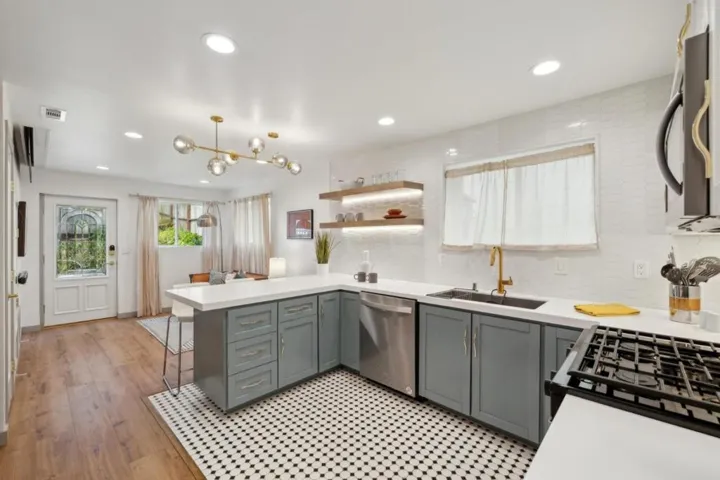 16 Longview Drive, Daly City, California 94015