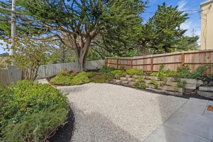 16 Longview Drive, Daly City, California 94015