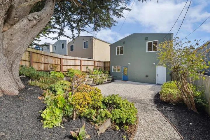 16 Longview Drive, Daly City, California 94015