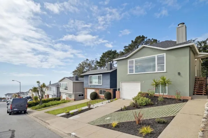 16 Longview Drive, Daly City, California 94015