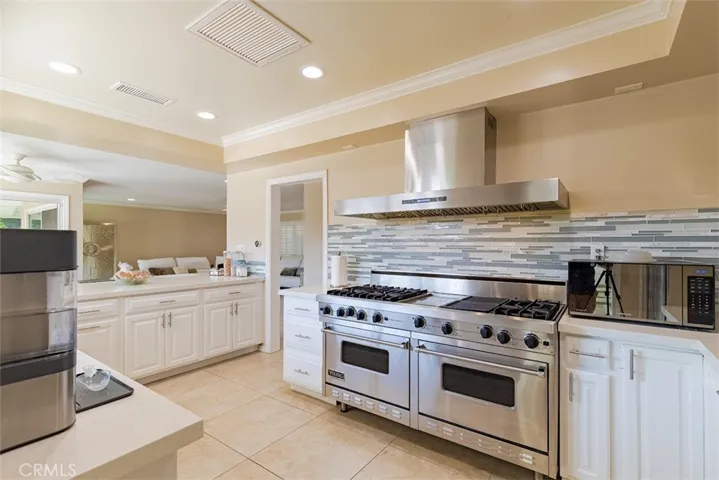 931 Rancho Circle, Fullerton, California 92835