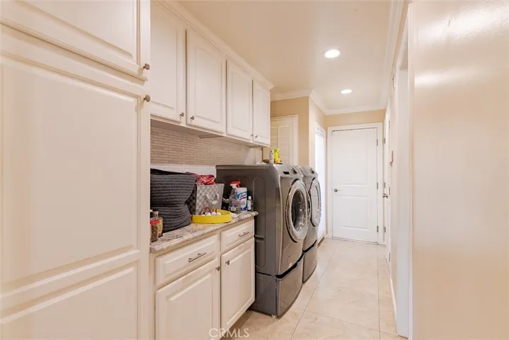 931 Rancho Circle, Fullerton, California 92835