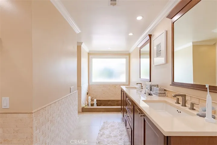 931 Rancho Circle, Fullerton, California 92835