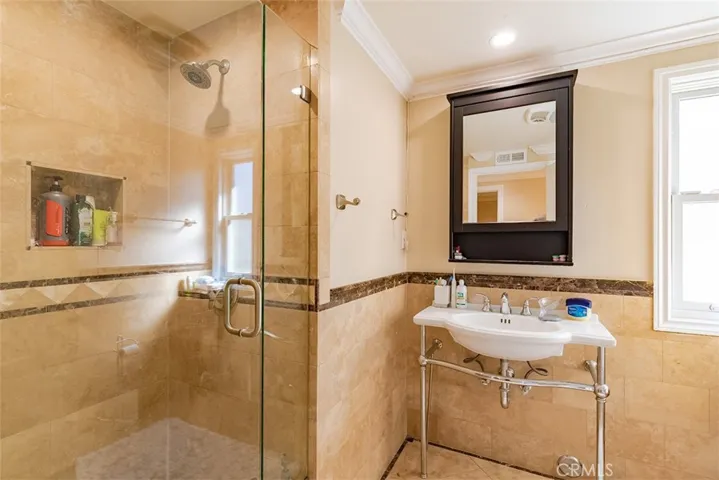 931 Rancho Circle, Fullerton, California 92835