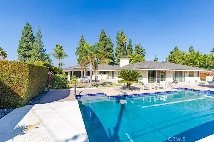 931 Rancho Circle, Fullerton, California 92835