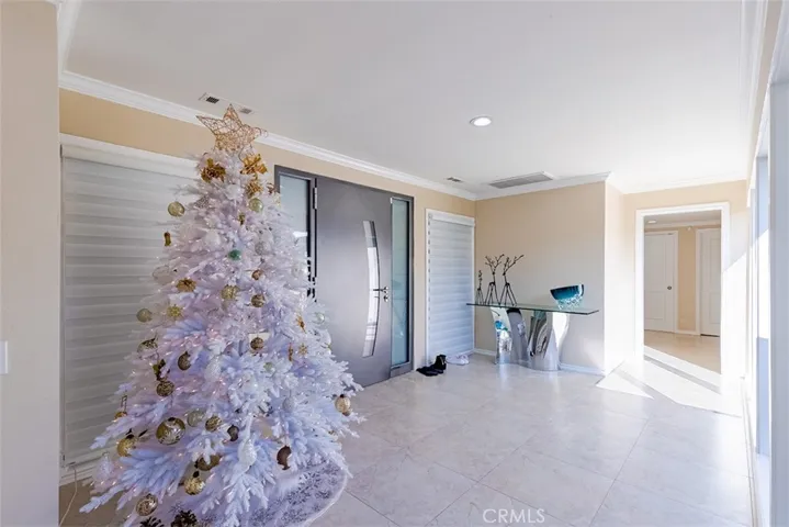 931 Rancho Circle, Fullerton, California 92835
