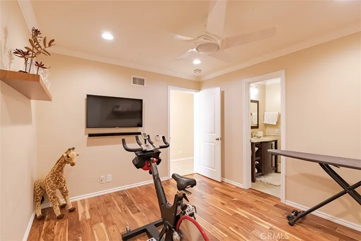 931 Rancho Circle, Fullerton, California 92835