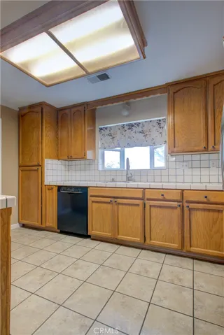 7553 Sycamore Street, Delhi, California 95315