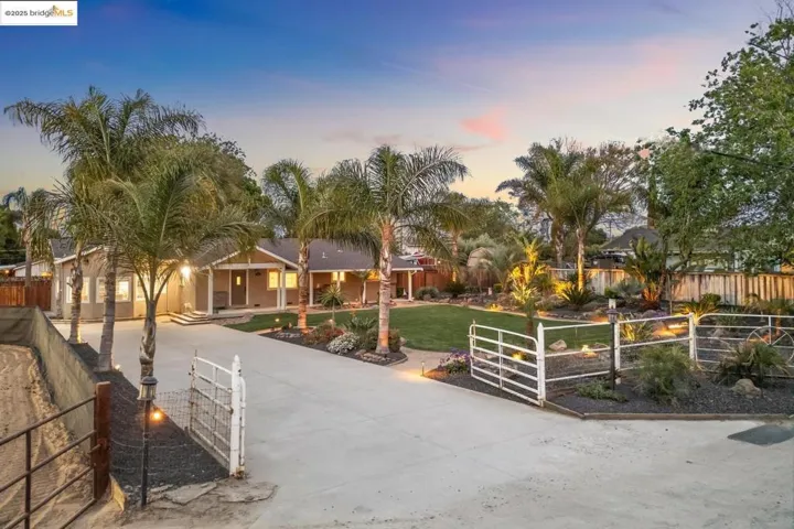 3060 Grant Road, Oakley, California 94561