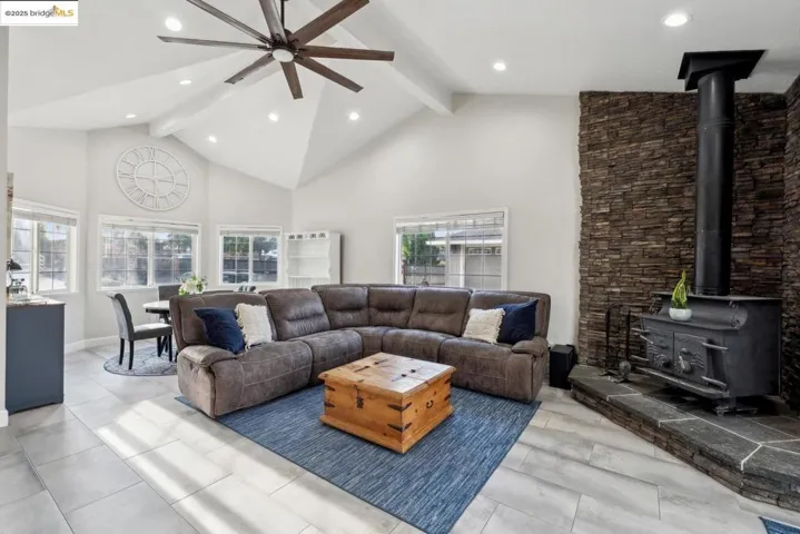 3060 Grant Road, Oakley, California 94561