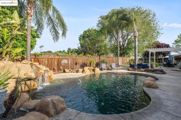 3060 Grant Road, Oakley, California 94561