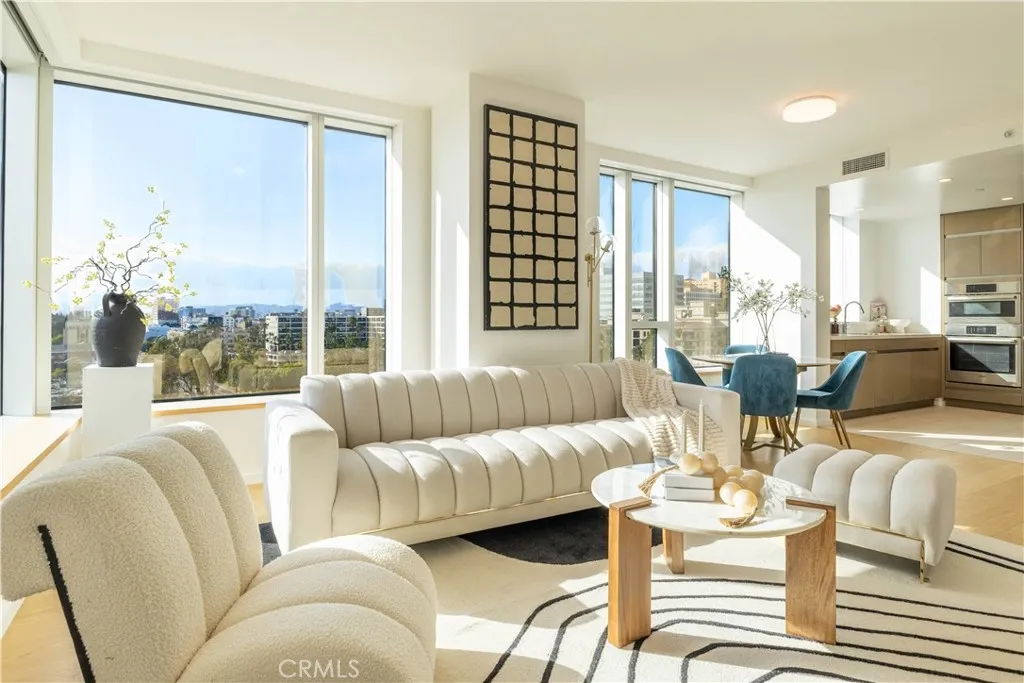 889 Francisco Street 806, Los Angeles, California 90017 home-pic-1