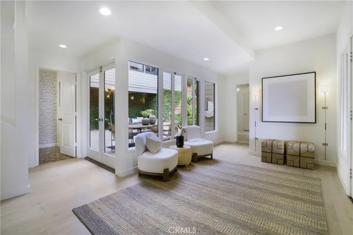 2240 Hillview Drive, Laguna Beach, California 92651