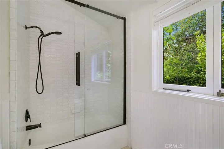 2240 Hillview Drive, Laguna Beach, California 92651