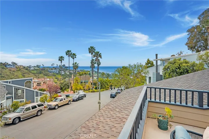 2240 Hillview Drive, Laguna Beach, California 92651