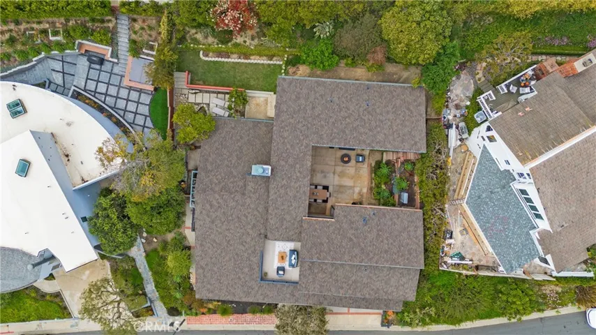 2240 Hillview Drive, Laguna Beach, California 92651