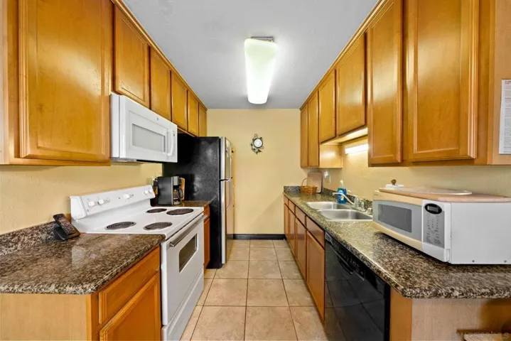 471 Ballantyne St 56, El Cajon, California 92020